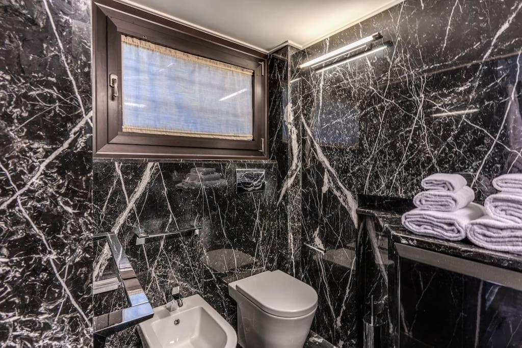 Apartamento Domus Mondrian Luxury House Roma Exterior foto
